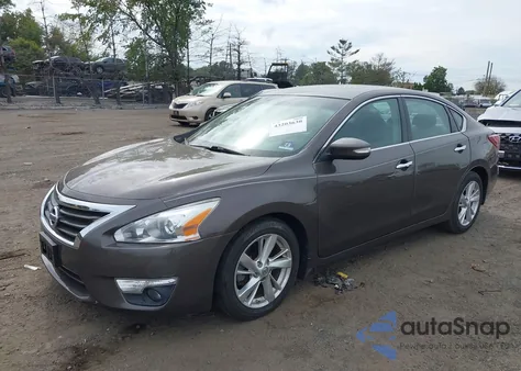 2013 Nissan Altima 2.5/S/Sv/Sl z USA, uszkodzony, nr VIN 1N4AL3AP6DC226076